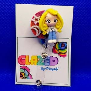 🆕Badge Reel 🛍🤩Free Shipping ✈️💌for bundle of 3 items and up📦